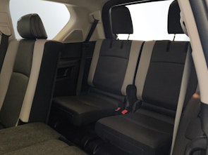 Vehicle image TOYOTA Land Cruiser 2.8 D 204 Invincible