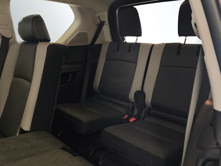 Vehicle image TOYOTA LANDCRUISER