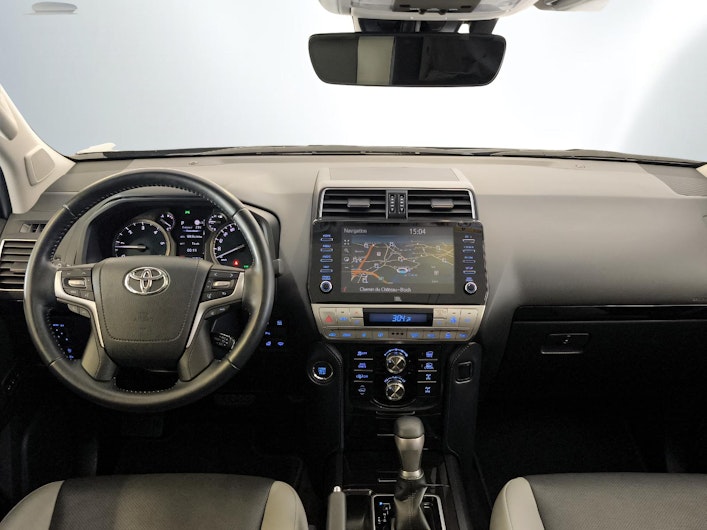 Vehicle image TOYOTA LANDCRUISER