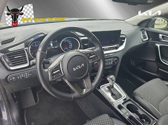 Vehicle image 8 Vehicle image 8