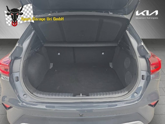 Vehicle image 12 Vehicle image 12