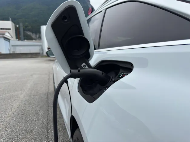 Audi A5 Avant e-hybrid quattro Attraction 220 kW S tronic
