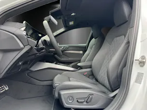 Audi A5 Avant e-hybrid quattro Attraction 220 kW S tronic