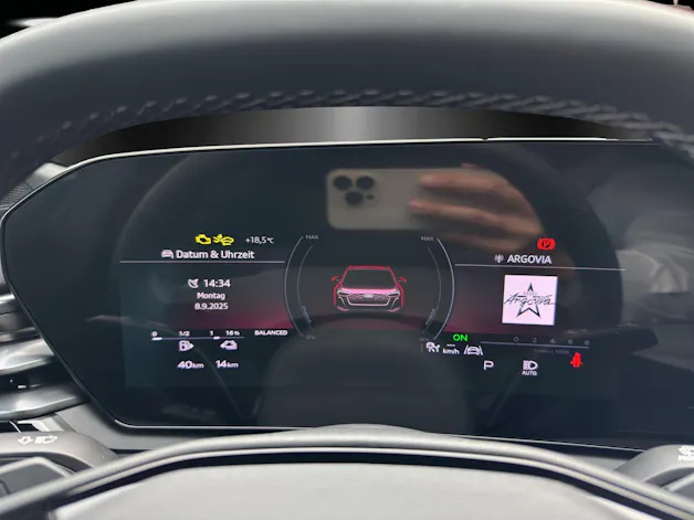 Audi A5 Avant e-hybrid quattro Attraction 220 kW S tronic