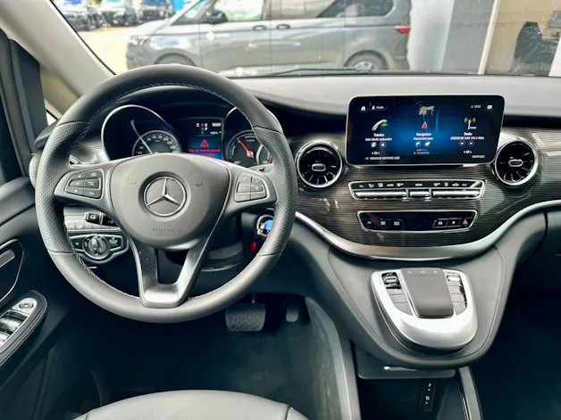 Mercedes-Benz EQV 300 lang