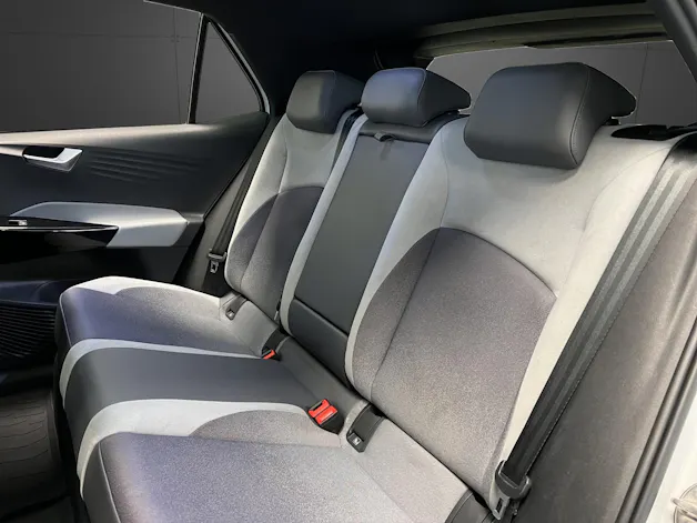 VW ID.3 Pro Performance 58 kWh Family