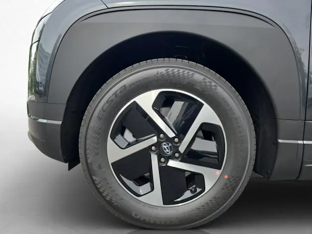 Hyundai Ioniq 9 Amplia 4WD 110 kWh