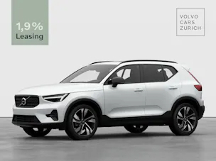 Volvo XC40 2.0 B3 MH Plus Dark