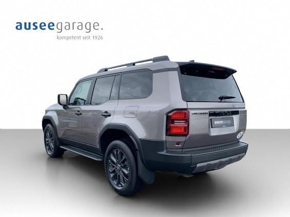 Vehicle image 2 Vehicle image 2