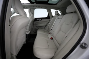 Vehicle image VOLVO XC60 2.0 T6 TE Inscription eAWD