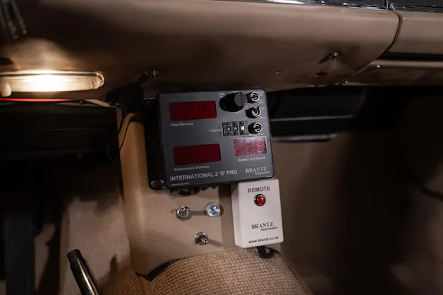 Mercedes-Benz 230 SL