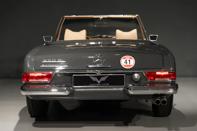 Mercedes-Benz 230 SL