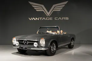 Mercedes-Benz 230 SL