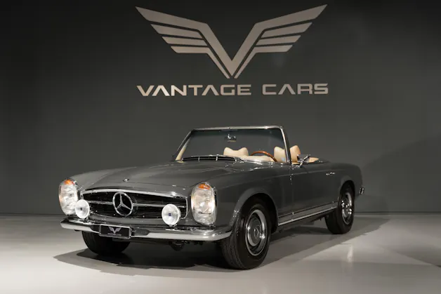 Mercedes-Benz 230 SL