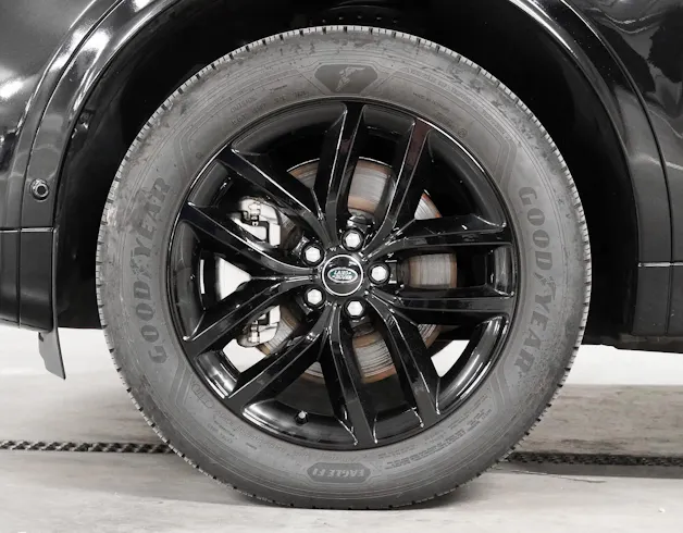 Land Rover Discovery Sport 1.5 T 270e Dynamic SE