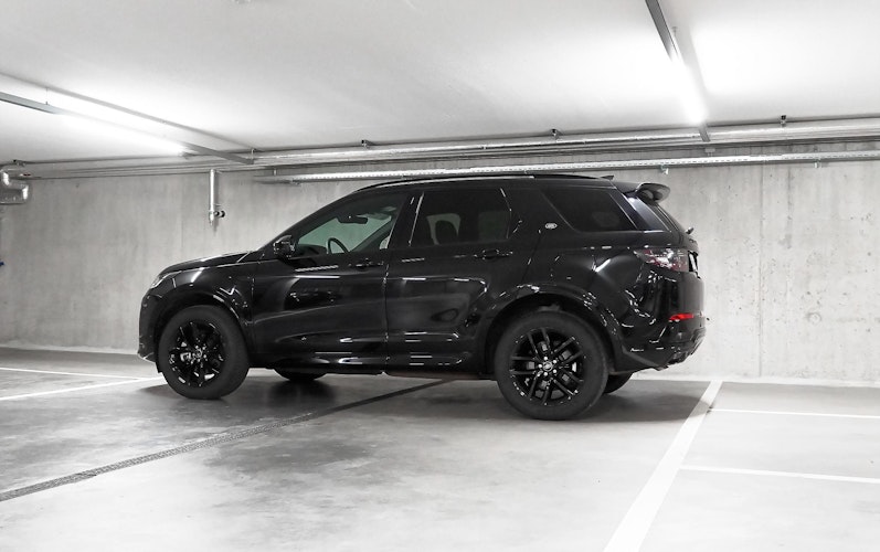 Vehicle image LAND ROVER DISCOVERY SPORT