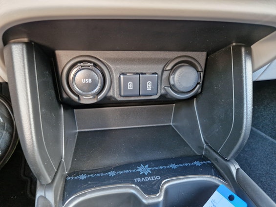 Vehicle image 20 Vehicle image 20