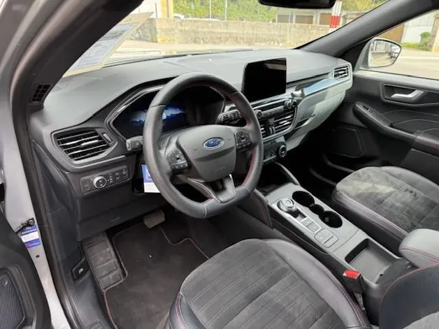 Ford Kuga 2.5 Hybrid ST-Line 4x4