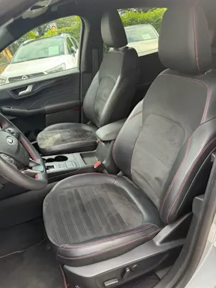 Ford Kuga 2.5 Hybrid ST-Line 4x4