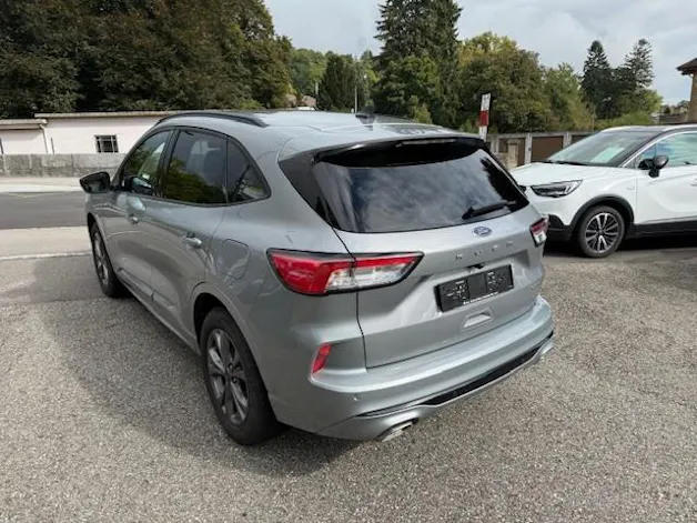 Ford Kuga 2.5 Hybrid ST-Line 4x4