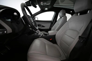 image du véhicule JAGUAR E-Pace 1.5 T 300e R-Dynamic SE AWD