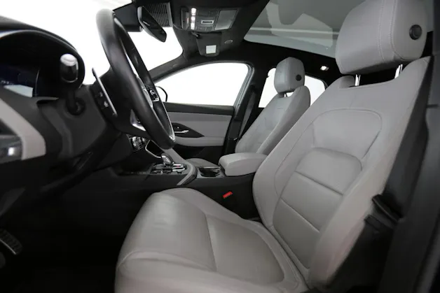 Jaguar E-Pace 1.5 T 300e R-Dynamic SE AWD