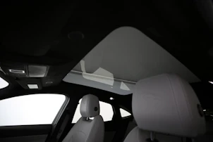 image du véhicule JAGUAR E-Pace 1.5 T 300e R-Dynamic SE AWD