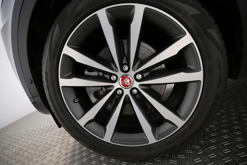 image du véhicule JAGUAR E-PACE