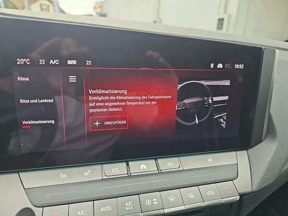 Vehicle image 25 Vehicle image 25