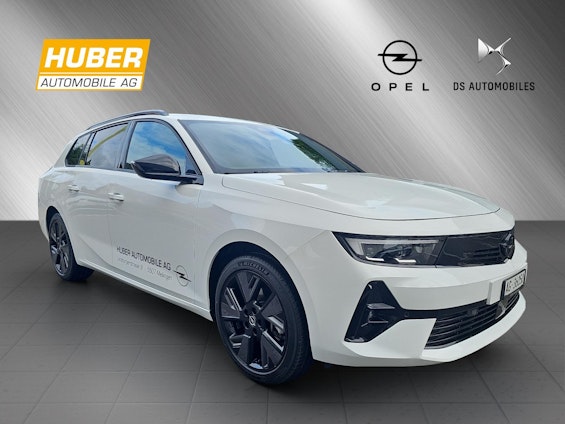 First vehicle image First vehicle image