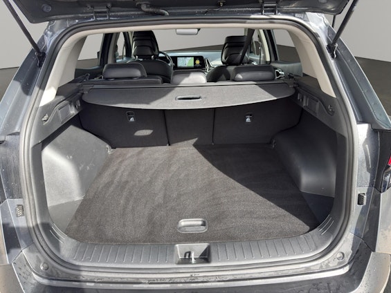 Vehicle image 8 Vehicle image 8