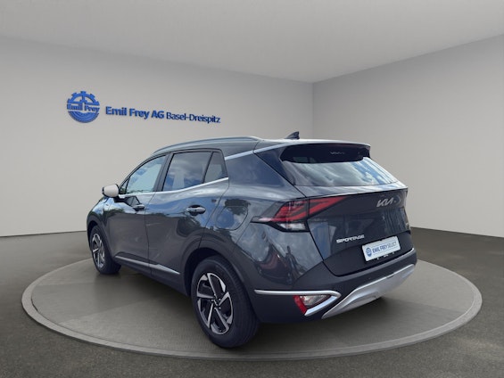 Vehicle image 6 Vehicle image 6