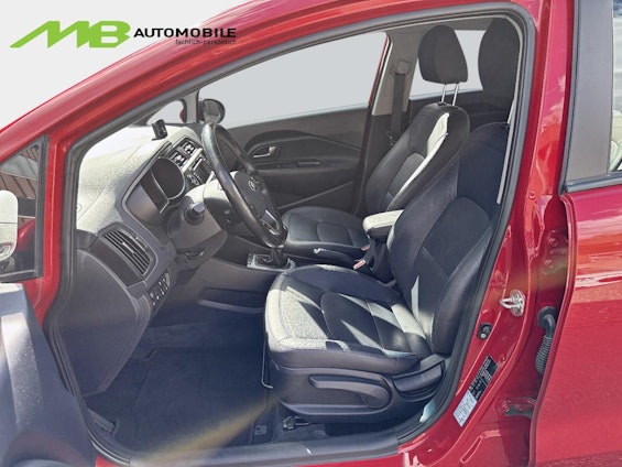 Vehicle image 8 Vehicle image 8