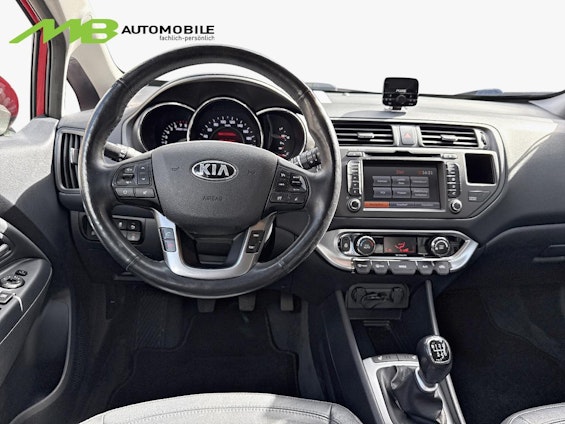 Vehicle image 10 Vehicle image 10