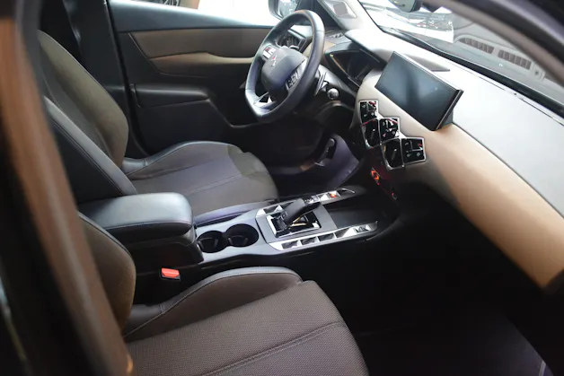 DS Automobiles 3 Crossback E-Tense Club