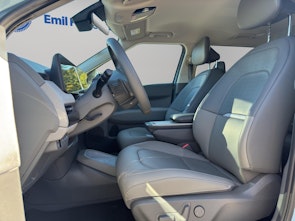 Vehicle image KIA EV3 81 kWh Earth+