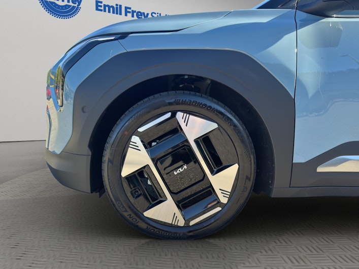 Vehicle image KIA EV3