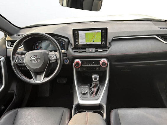 Vehicle image 7