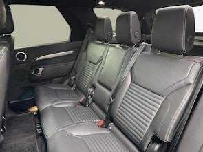 Fahrzeugbild LAND ROVER Discovery 3.0 D I6 250 Dynamic SE