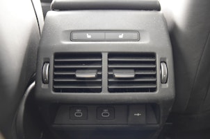 Vehicle image LAND ROVER Discovery Sport 1.5 T 300e Dynamic HSE