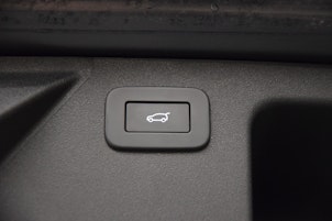 Vehicle image LAND ROVER Discovery Sport 1.5 T 300e Dynamic HSE