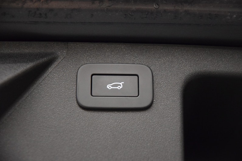 Vehicle image LAND ROVER DISCOVERY SPORT