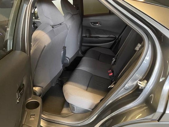 Vehicle image 9 Vehicle image 9