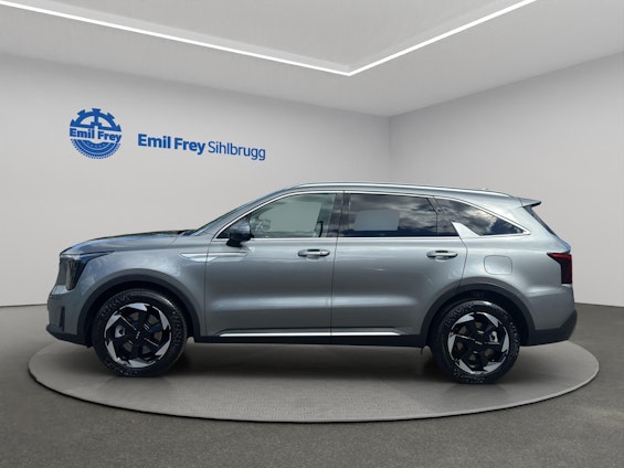 Vehicle image 4 Vehicle image 4