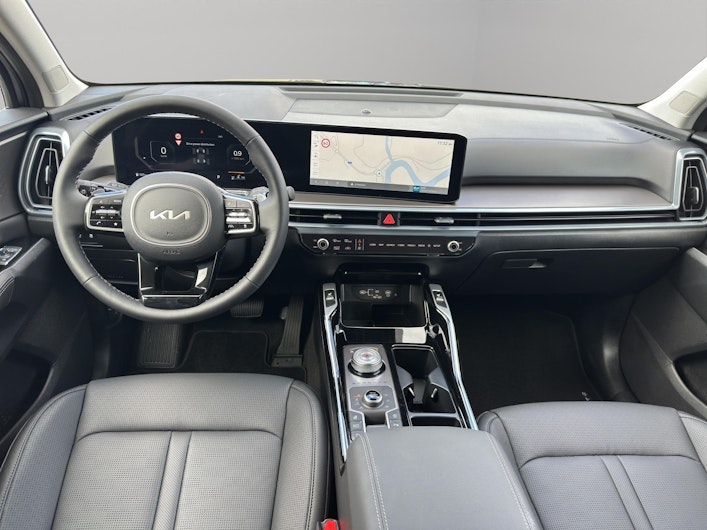 Vehicle image KIA SORENTO