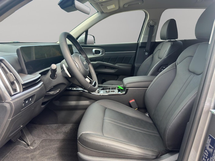 Vehicle image KIA SORENTO