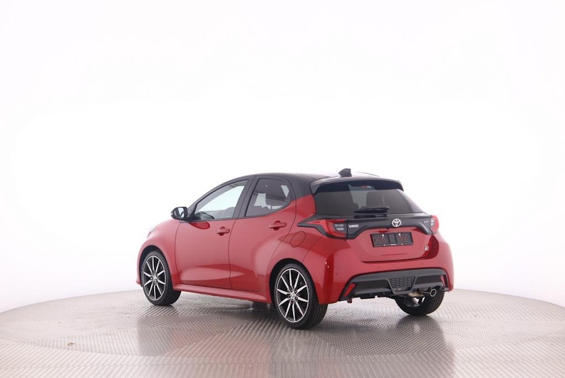 Vehicle image TOYOTA YARIS