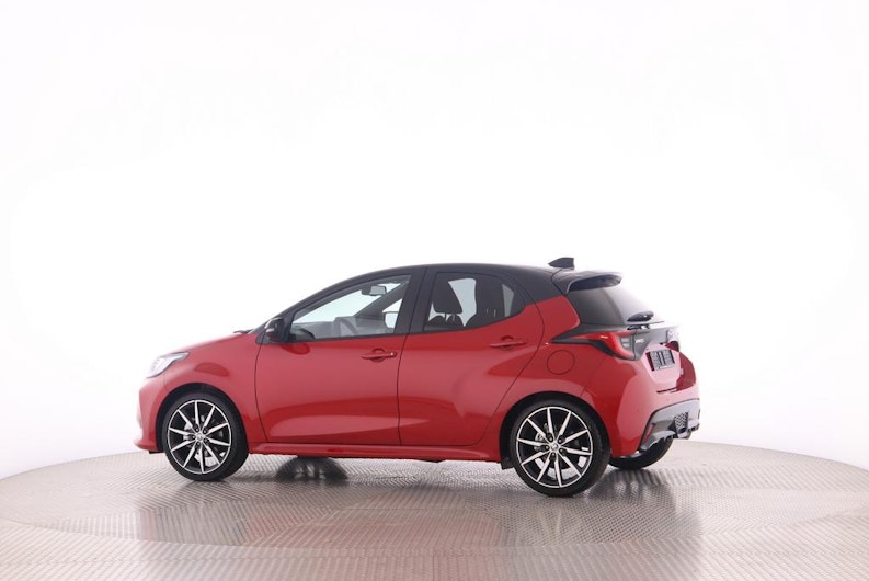 Vehicle image TOYOTA YARIS