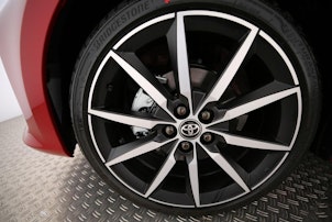 Vehicle image TOYOTA Yaris 1.5 VVT-i HSD GR Sport