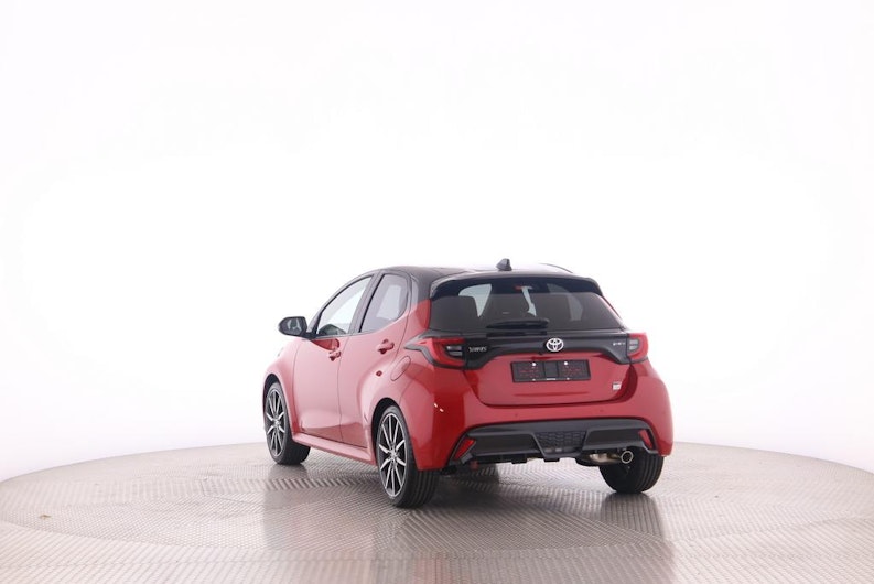 Vehicle image TOYOTA YARIS